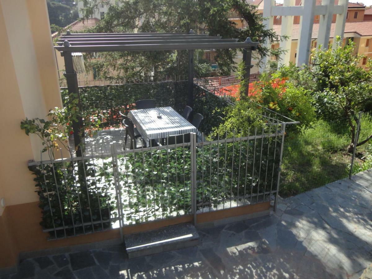 Varazze Apartment Eksteriør billede
